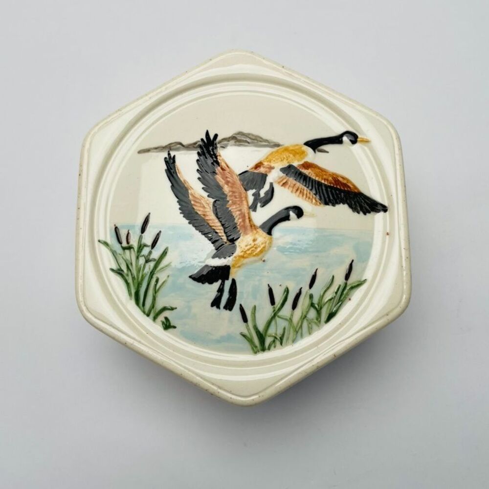 Vintage 1982 Studio Pottery Hexagon Trinket Box Mallard Ducks Cattails Signed